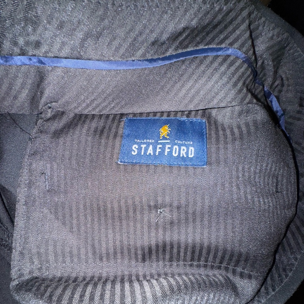 Stafford Black Blazer 54R with Notched Lapel and matching pant  48X30 (like new) - Picture 7 of 9